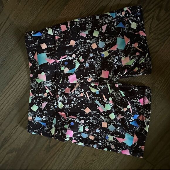 Zelos Athletic Printed Biker Shorts - Colorful Pattern Black Workout Yoga Size M - Picture 7 of 7
